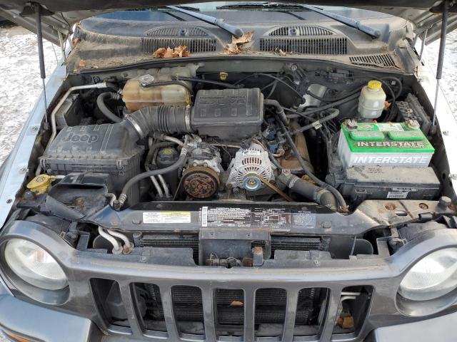 1J4GK48K43W665470 - 2003 JEEP LIBERTY SP SILVER photo 12