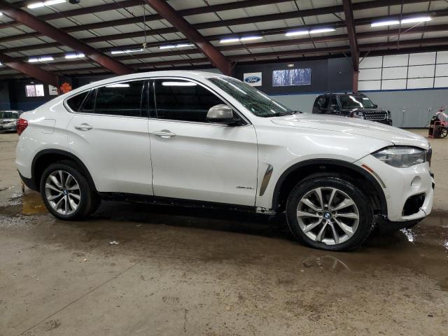 5UXKU2C58K0Z63987 - 2019 BMW X6 XDRIVE3 WHITE photo 4