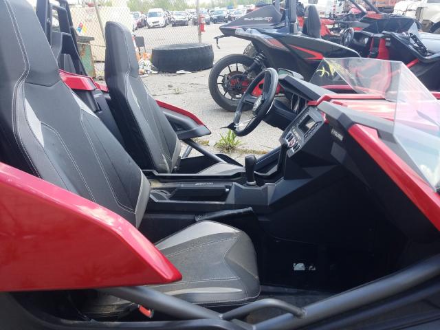 57XAAPFAXH8124887 - 2017 POLARIS SLINGSHOT RED photo 5