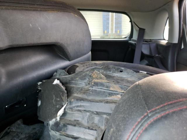 JA4AP3AW7JU015345 - 2018 MITSUBISHI OUTLANDER Gümüş foto 10