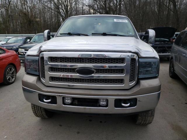 1FTSW21P76EC32900 - 2006 FORD F250 SUPER WHITE photo 5