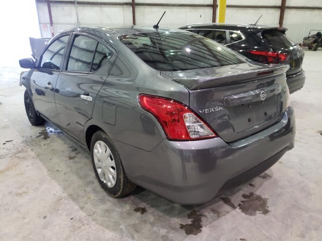 3N1CN7AP8KL824632 - 2019 NISSAN VERSA S GRAY photo 3