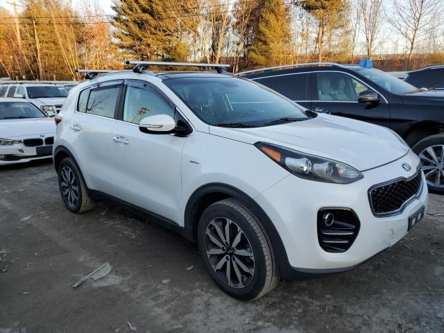 KNDPNCAC3H7042482 - 2017 KIA SPORTAGE E WHITE photo 4