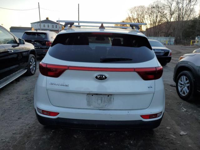 KNDPNCAC3H7042482 - 2017 KIA SPORTAGE E WHITE photo 6