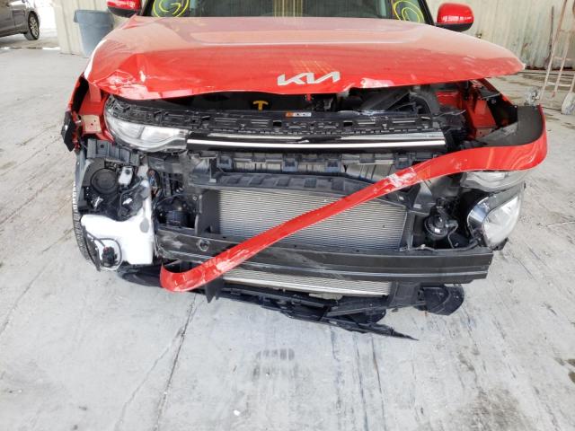 KNDJ23AU3N7166285 - 2022 KIA SOUL LX RED photo 9