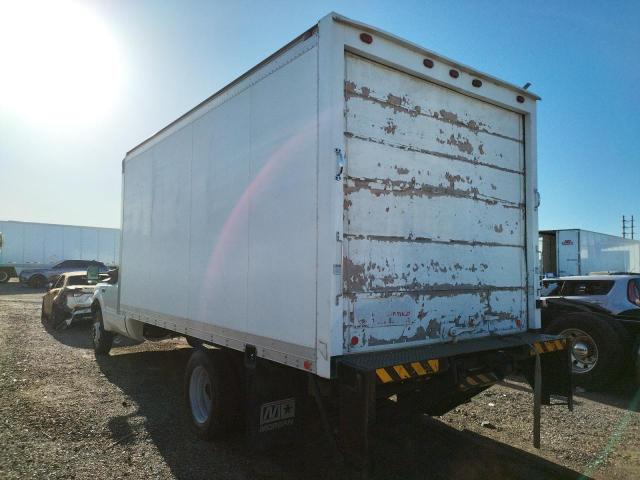 1FDXF46S82EA91078 - 2002 FORD F450 SUPER WHITE photo 3