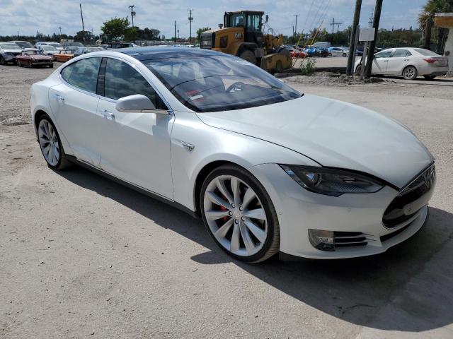 5YJSA1H2XFFP76213 - 2015 TESLA MODEL S 85 WHITE photo 4