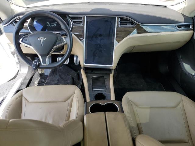 5YJSA1H2XFFP76213 - 2015 TESLA MODEL S 85 WHITE photo 8