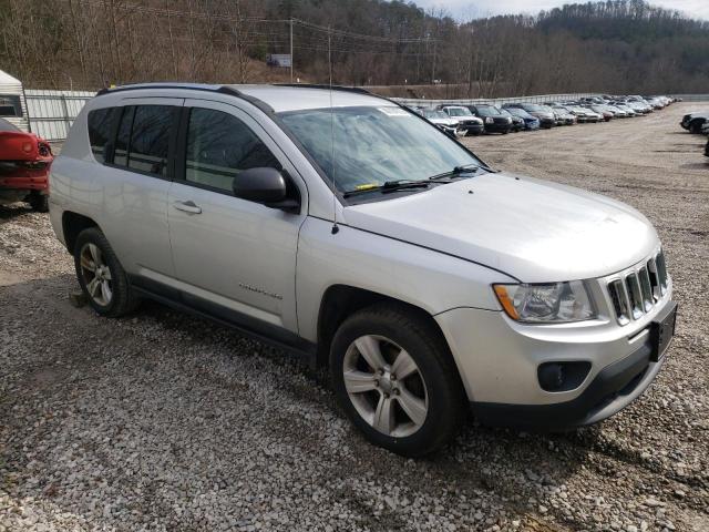1J4NF1FBXBD136550 - 2011 JEEP COMPASS SP SILVER photo 4