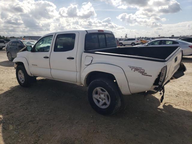 5TEJU62N15Z096068 - 2005 TOYOTA TACOMA DOU WHITE photo 2