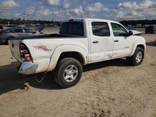 5TEJU62N15Z096068 - 2005 TOYOTA TACOMA DOU WHITE photo 3