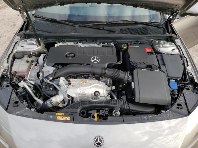 W1K3G4EB5LJ203643 - 2020 MERCEDES-BENZ A 220 SILVER photo 11