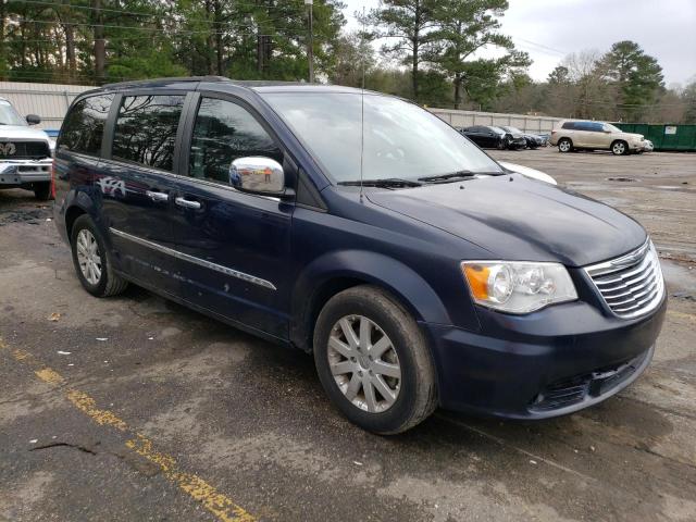 2C4RC1BG4ER326752 - 2014 CHRYSLER TOWN & COU BLUE photo 4