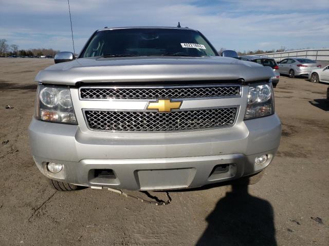 3GNTKGE74DG210826 - 2013 CHEVROLET AVALANCHE SILVER photo 5