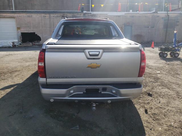 3GNTKGE74DG210826 - 2013 CHEVROLET AVALANCHE SILVER photo 6