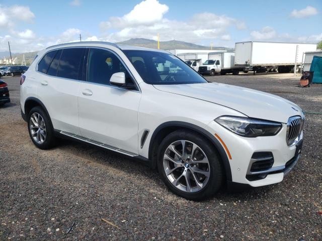 5UXCR6C08P9P17218 - 2023 BMW X5 XDRIVE4 WHITE photo 4