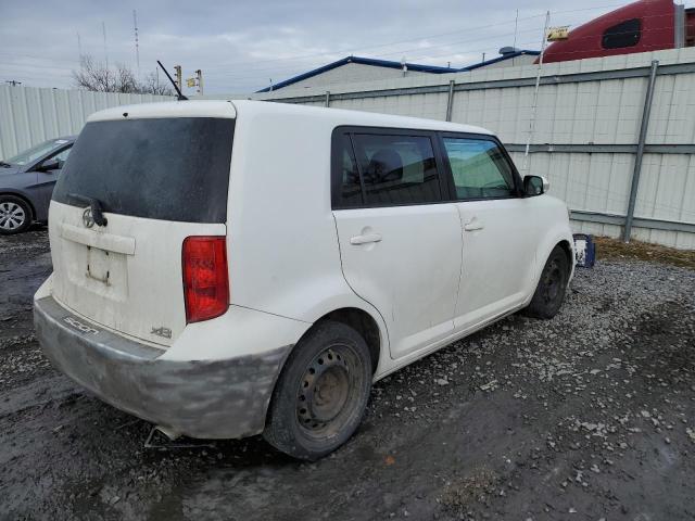 JTLKE50E481021317 - 2008 TOYOTA SCION WHITE photo 3