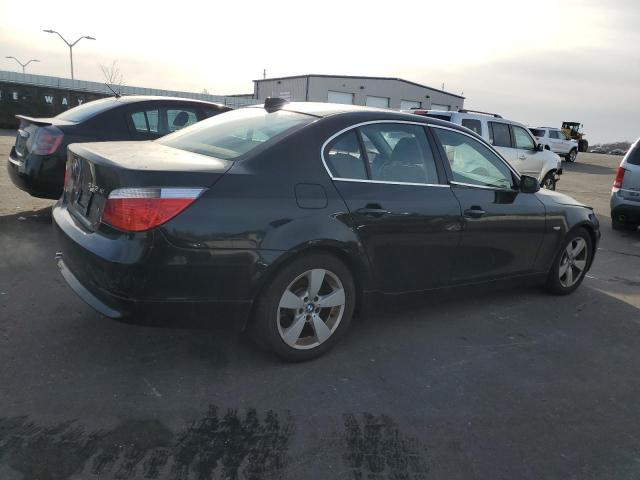 WBANF335X6CS37158 - 2006 BMW 525 XI BLACK photo 3