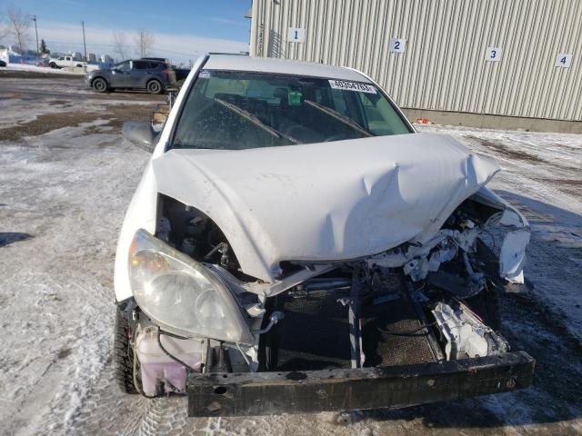 2T1KR32EX7C637163 - 2007 TOYOTA COROLLA MA WHITE photo 5