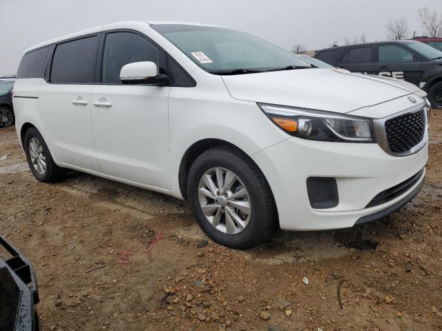 KNDMA5C14H6285620 - 2017 KIA SEDONA L WHITE photo 4