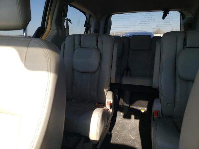 2C4RC1CG8CR395150 - 2012 CHRYSLER TOWN & COU SILVER photo 10