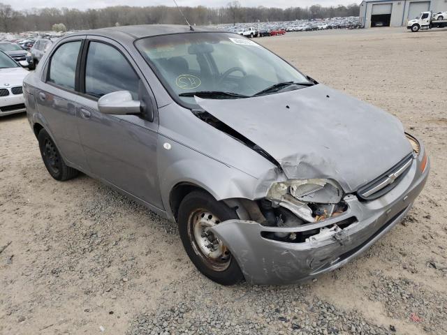 KL1TD56646B540370 - 2006 CHEVROLET AVEO BASE GRAY photo 1