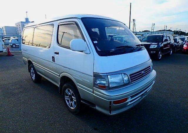 KZH1060018723 - 1995 TOYOTA VAN WAGON WHITE photo 1