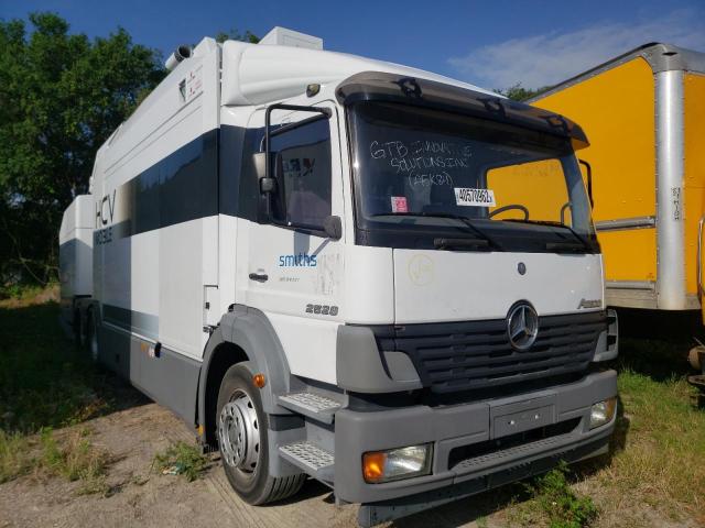 WDB9506141K879565 - 2001 MERCEDES-BENZ ATECO WHITE photo 1