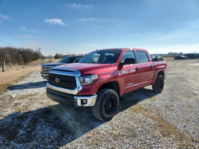 5TFDY5F18KX826001 - 2019 TOYOTA TUNDRA CRE RED photo 2