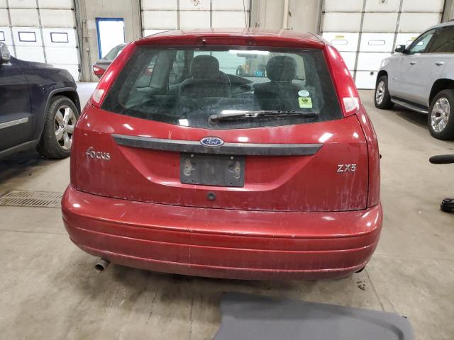 3FAFP31362R116215 - 2002 FORD FOC ZX3 RED photo 6