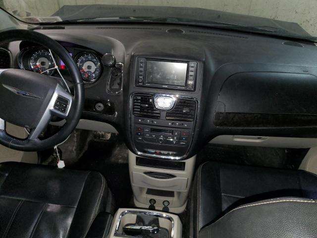 2C4RC1BGXDR802484 - 2013 CHRYSLER TOWN & COU გრაფიტი ფოტო 8