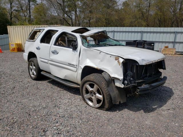 1GKFK63888J131860 - 2008 GMC YUKON DENA WHITE photo 1