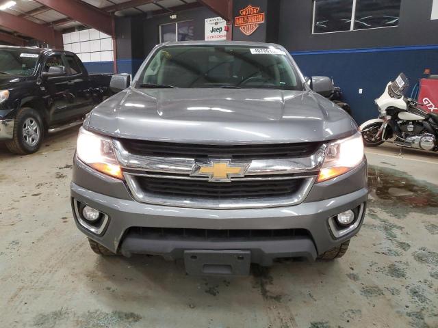 1GCGTCEN6J1240385 - 2018 CHEVROLET COLORADO L GRAY photo 5