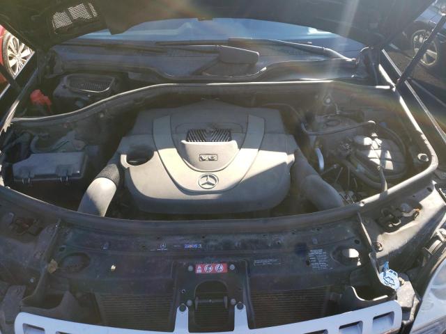 4JGBB8GB6BA735776 - 2011 MERCEDES-BENZ ML 350 4MA BLACK photo 11