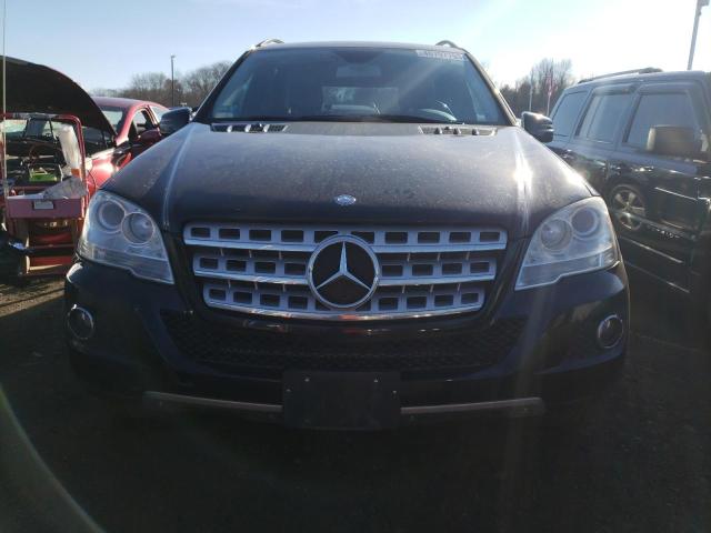 4JGBB8GB6BA735776 - 2011 MERCEDES-BENZ ML 350 4MA BLACK photo 5