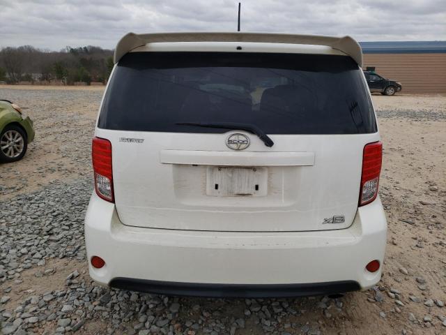 JTLZE4FE2FJ069976 - 2015 TOYOTA SCION XB 白色 照片 6