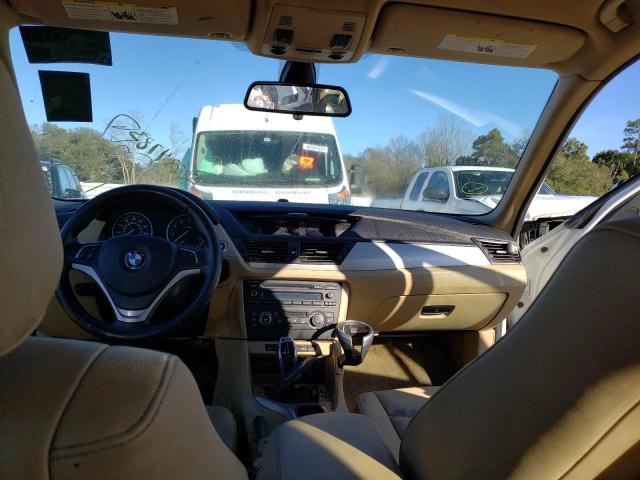 WBAVM1C59FV315668 - 2015 BMW X1 SDRIVE2 WHITE photo 10