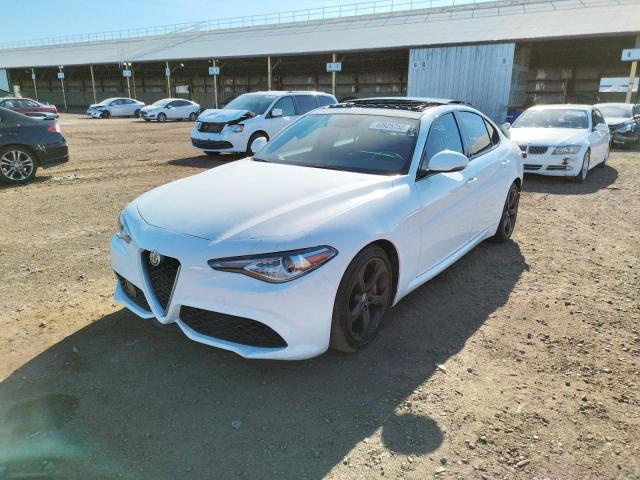 ZARFAEBN6H7531130 - 2017 ALFA ROMEO GIULIA WHITE photo 2