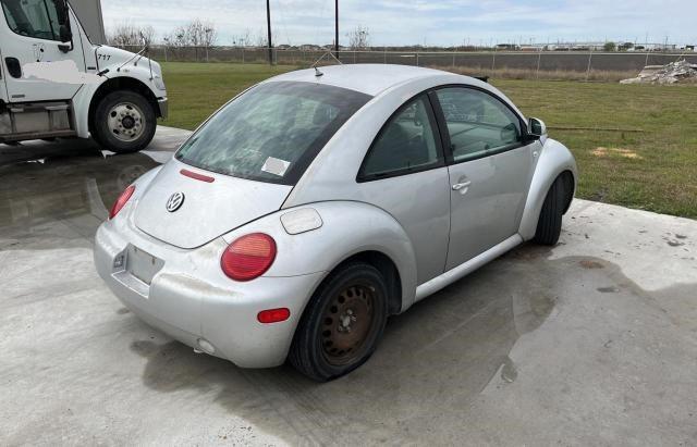 3VWCF21C6YM415832 - 2000 VOLKSWAGEN NEW BEETLE SILVER photo 4