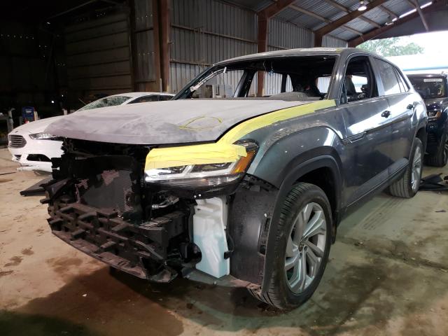 1V2YE2CA3LC219900 - 2020 VOLKSWAGEN ATLAS CROS Графитовый фото 2