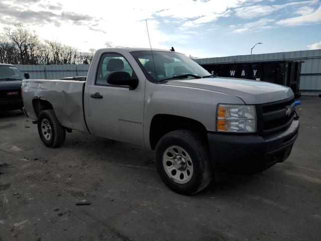 1GCEK14099Z185366 - 2009 CHEVROLET SILVERADO SILVER photo 4