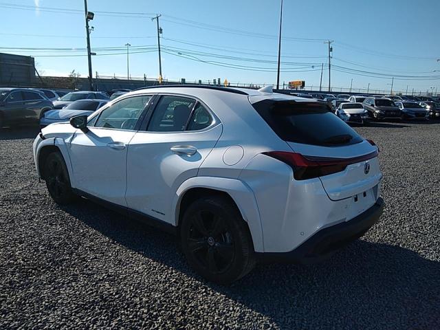 JTHP9JBH2M2049111 - 2021 LEXUS UX 250H WHITE photo 3