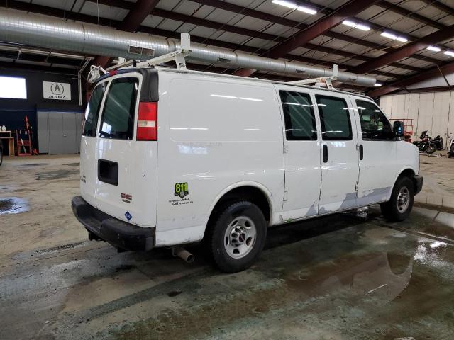 1GTW7FCB2D1182645 - 2013 GMC SAVANA G25 WHITE photo 3