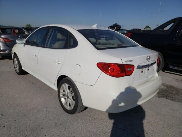 KMHDU4AD7AU887813 - 2010 HYUNDAI ELANTRA BL WHITE photo 3