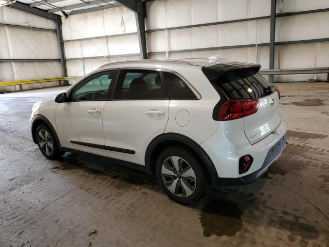 KNDCB3LC7L5367161 - 2020 KIA NIRO LX WHITE photo 2