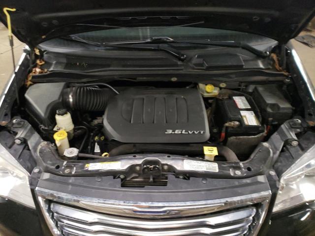 2C4RC1BG3DR540548 - 2013 CHRYSLER TOWN & COU BLACK photo 12