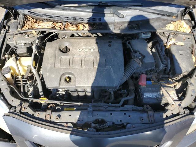 1NXBU4EEXAZ361315 - 2010 TOYOTA COROLLA BA GRAY photo 11