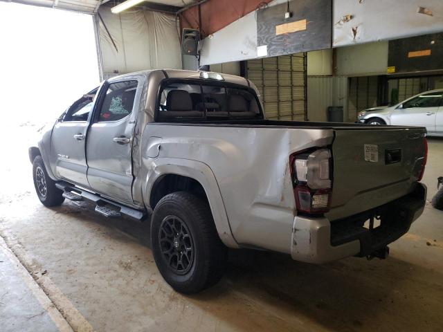 3TMAZ5CN8NM186115 - 2022 TOYOTA TACOMA DOU 银色 照片 2