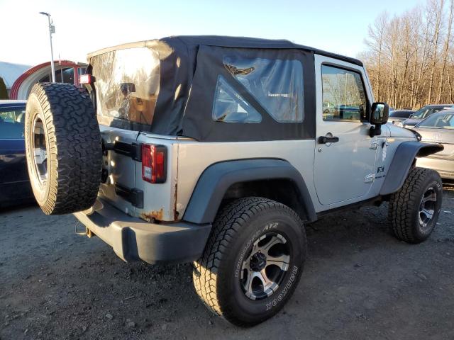 1J4FA24167L171991 - 2007 JEEP WRANGLER X SILVER photo 3