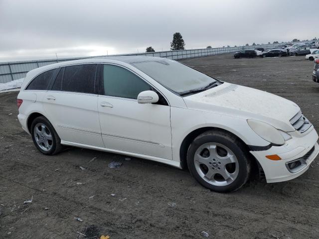 4JGCB65E66A005166 - 2006 MERCEDES-BENZ R WHITE photo 4